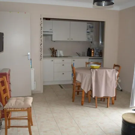 T2 Au Pied Des Pistes Avec Parking Prive - Fr-1-593-79 Les Angles (Pyrenees-Orientales)