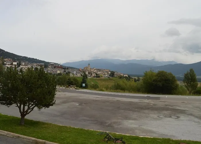 T2 Au Pied Des Pistes Avec Parking Prive - Fr-1-593-79 Apartmán Les Angles (Pyrenees-Orientales)