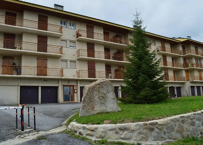 T2 Au Pied Des Pistes Avec Parking Prive - Fr-1-593-79